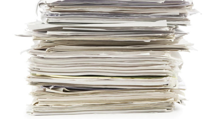 10-easy-ways-to-save-paper-in-the-office-GI04