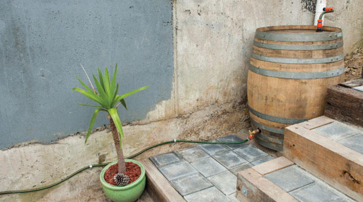 Build-a-rainwater-system-700x400-GI02