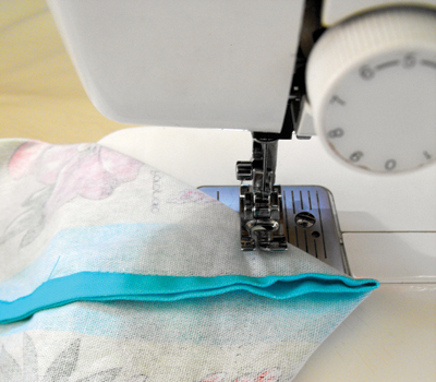 Make-a-tea-towel-tote-Step-5-400x350-GI06